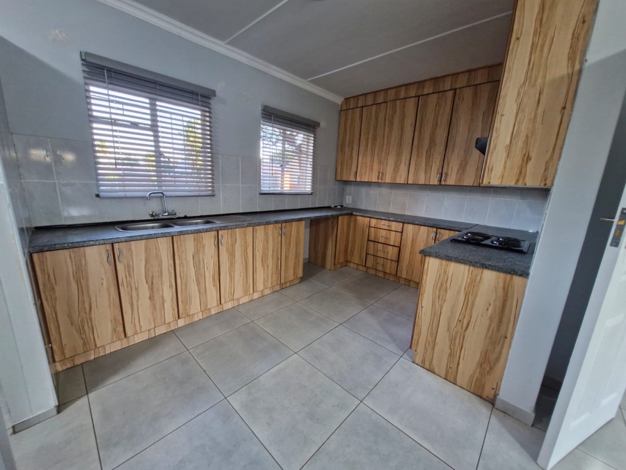 To Let 4 Bedroom Property for Rent in Kathu Northern Cape